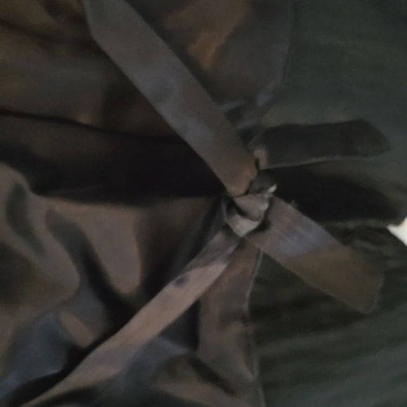 Vintage Tantrums black vest! - Picture 7 of 8